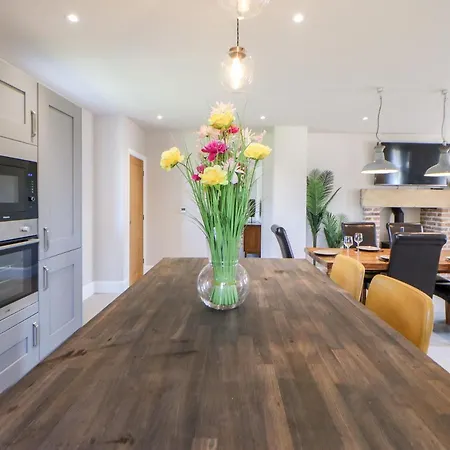 The Workshop Casa de Férias Northallerton